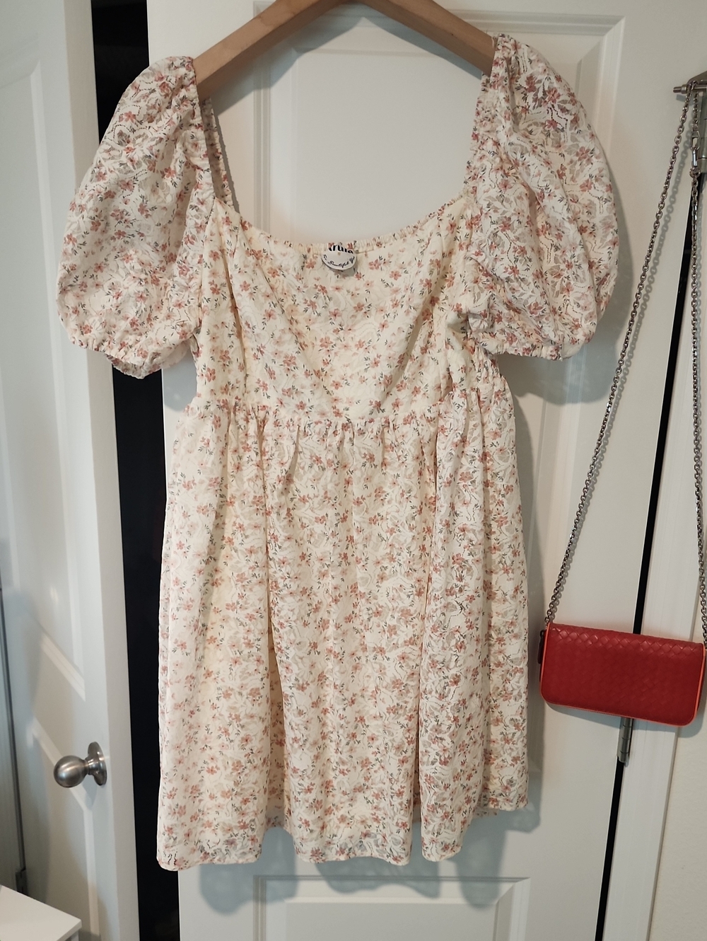 ARULA Cream Floral Mini Dress